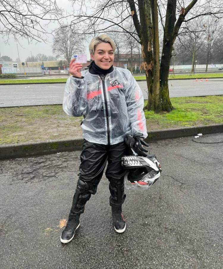 a213ad06-77e0-4b06-a0bb-000ca4590944